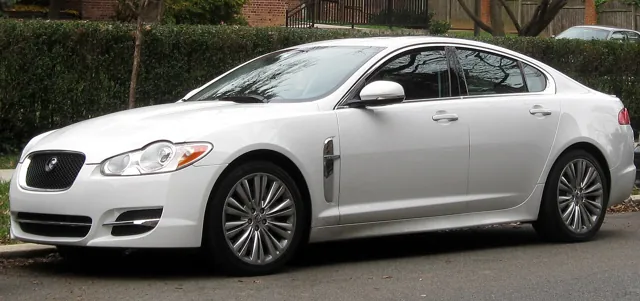 Jaguar XF X260