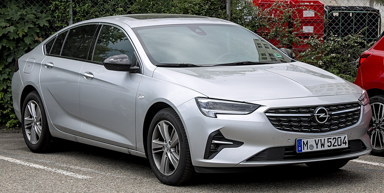 Opel Insignia A-B dış görünüm