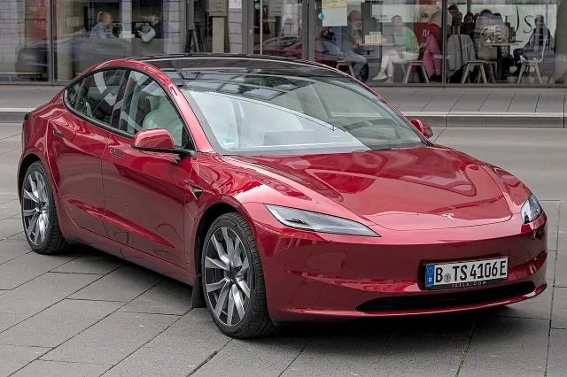 Tesla Model 3 1. Nesil